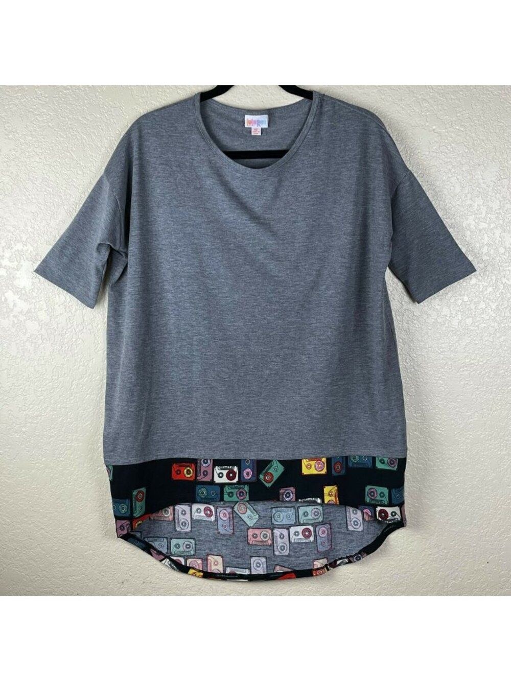 LULAROE Tunic Size XS Irma Retro Cassette Tape Short Sleeve Hi-Low Hem Gray